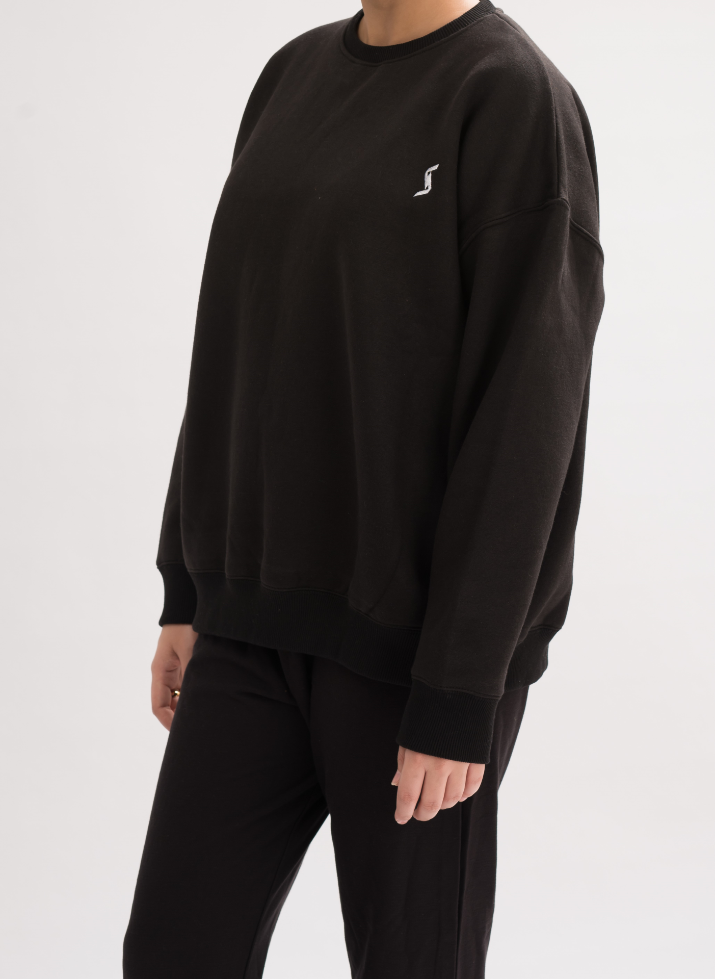 Women's Oversized Sweatshirt - Black