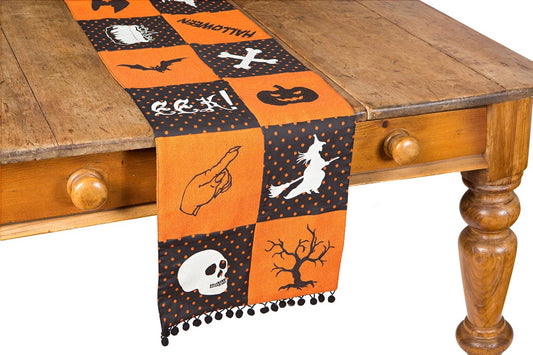 XD15834 Halloween Patchwork Table Runner