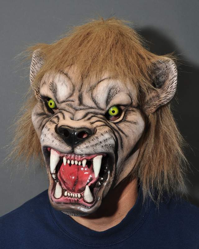 Young Snarling Lion Full Head Latex Masr