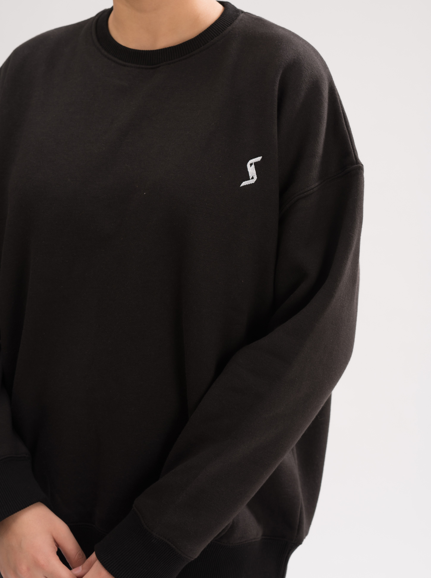 Women's Oversized Sweatshirt - Black