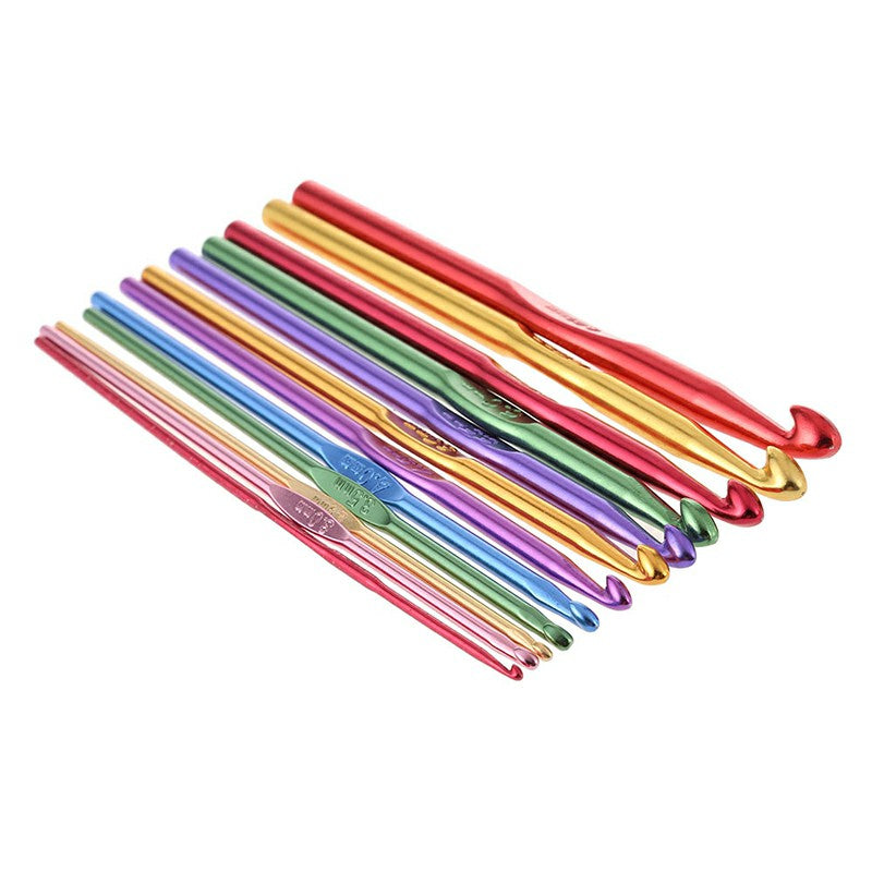 12pcs Multi Coloured Aluminium Crochet Hooks Yarn Knitting Needles Set Random Color